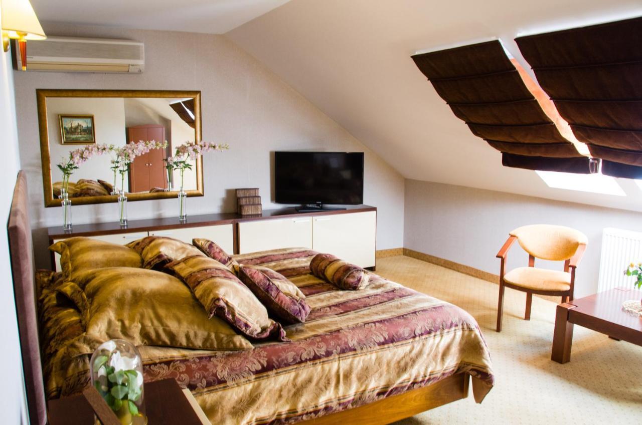 Hotel Verde Κοστζαλίν Εξωτερικό φωτογραφία